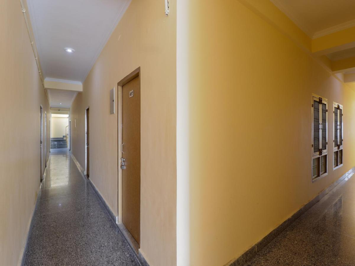 SPOT ON 82236 Aryan Home Stay Jhajra Bagian luar foto